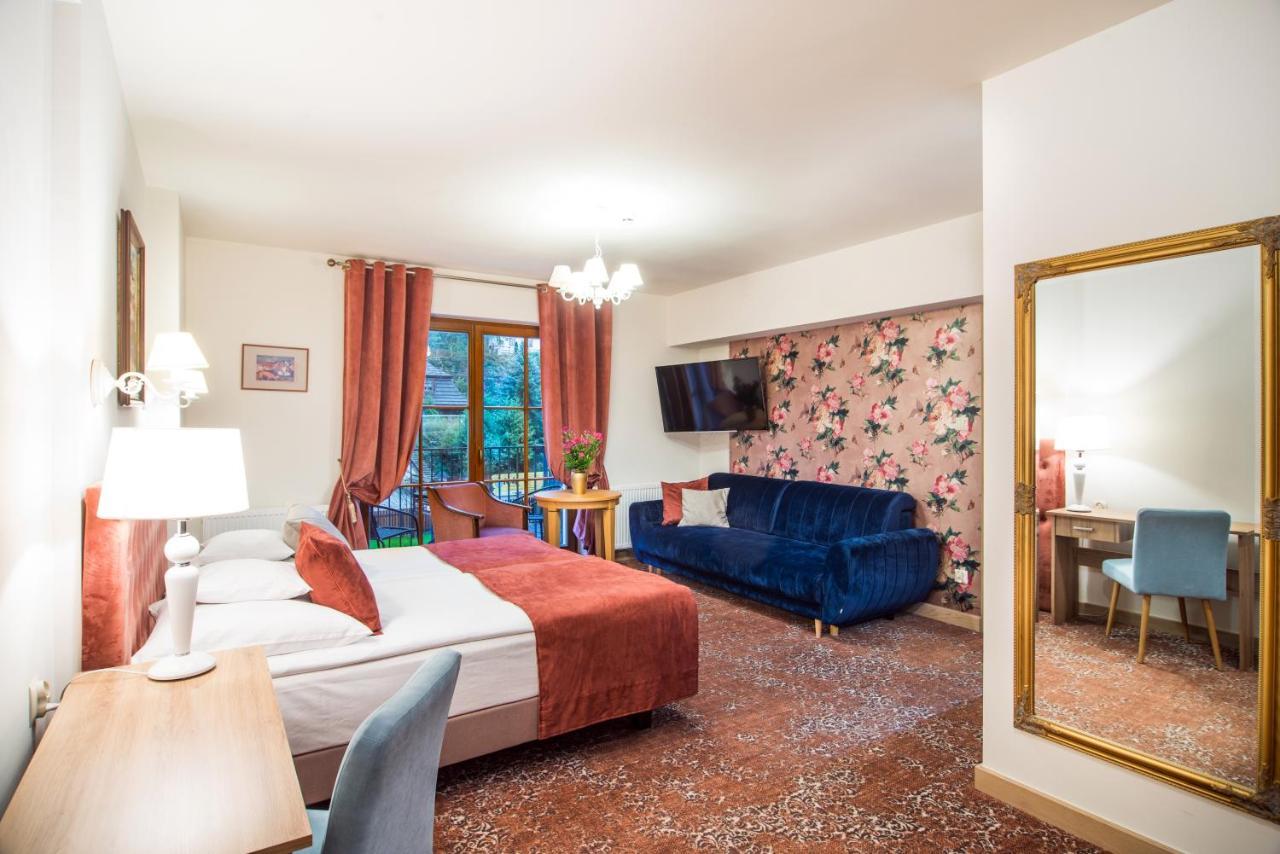 Hotel Dwa Ksiezyce Kazimierz Dolny Bagian luar foto