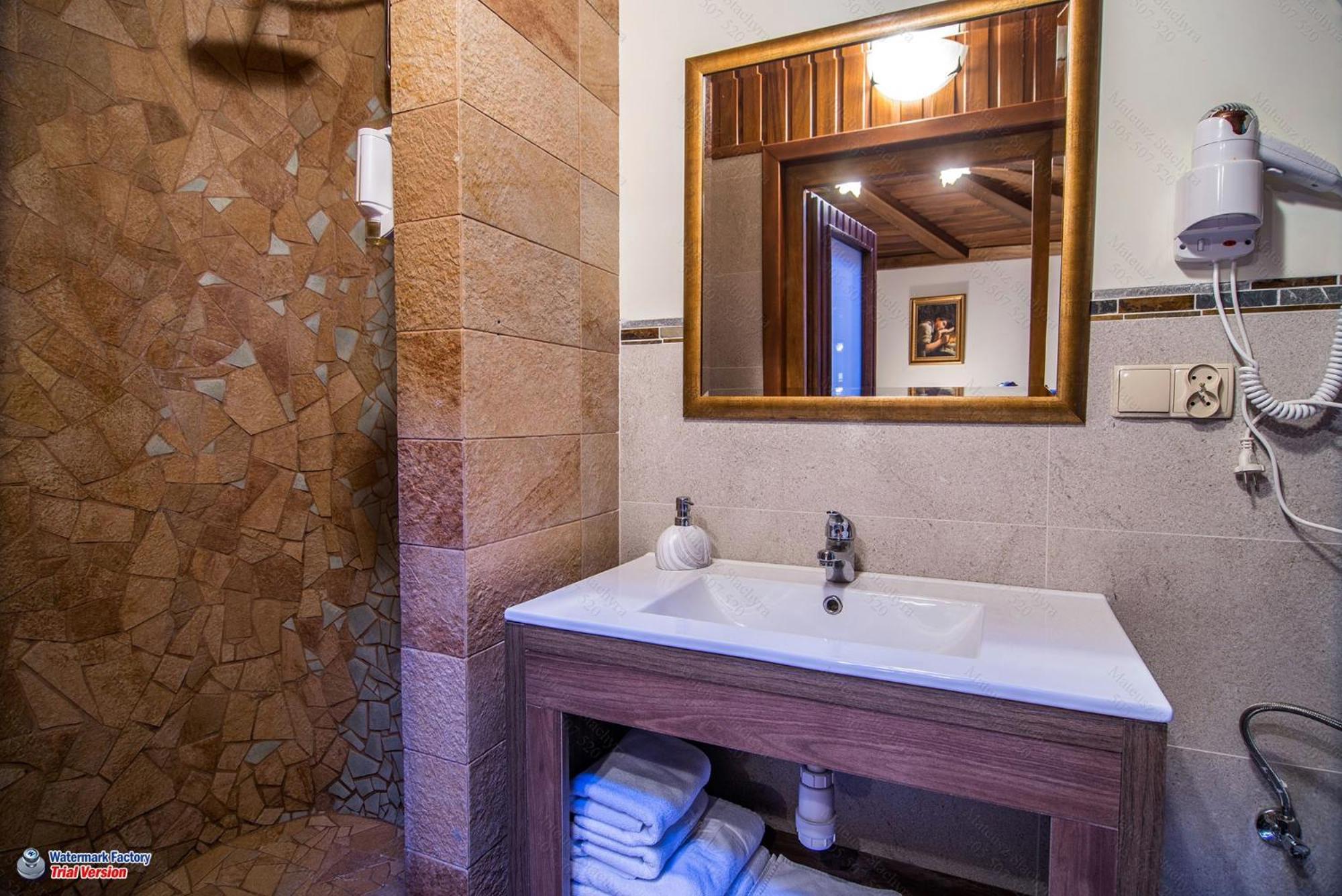 Hotel Dwa Ksiezyce Kazimierz Dolny Bagian luar foto