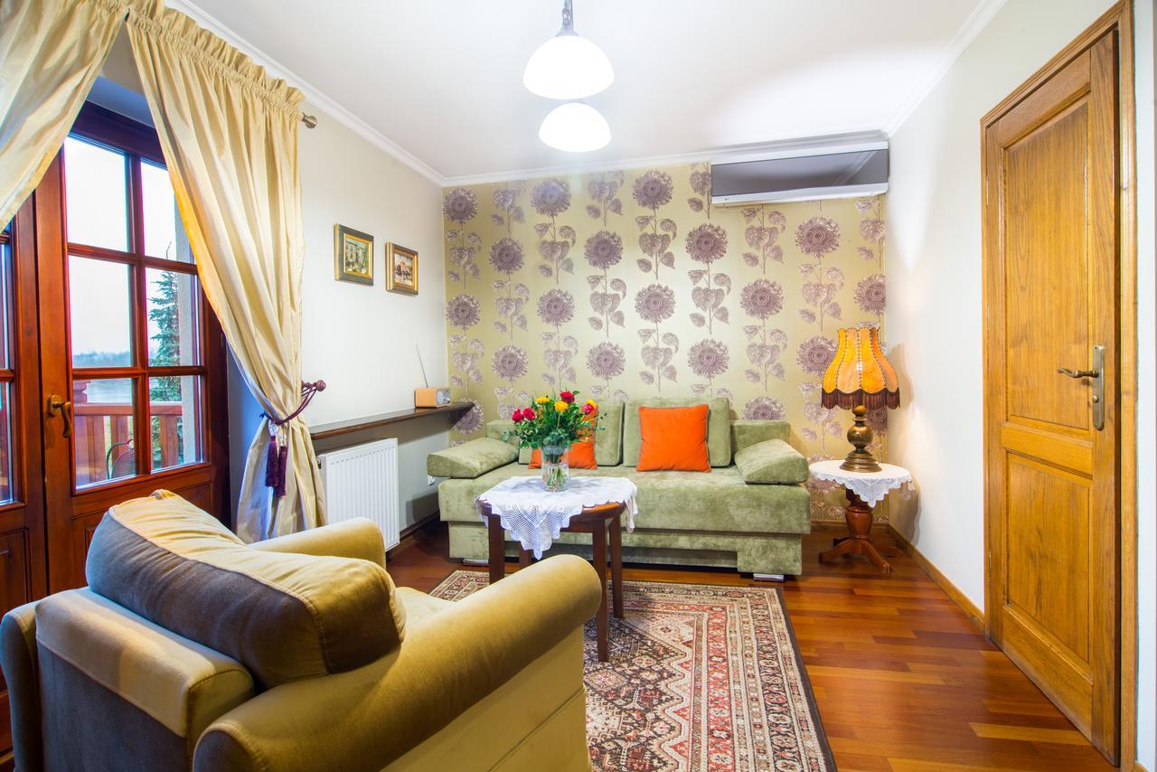 Hotel Dwa Ksiezyce Kazimierz Dolny Bagian luar foto